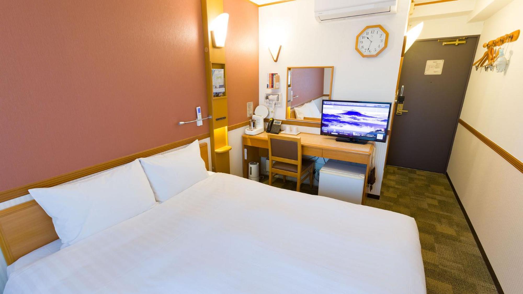 Toyoko Inn Takasaki Eki Nishi Guchi No 2 Szoba fotó