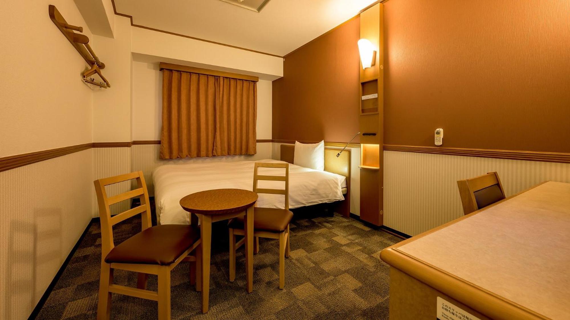 Toyoko Inn Takasaki Eki Nishi Guchi No 2 Szoba fotó