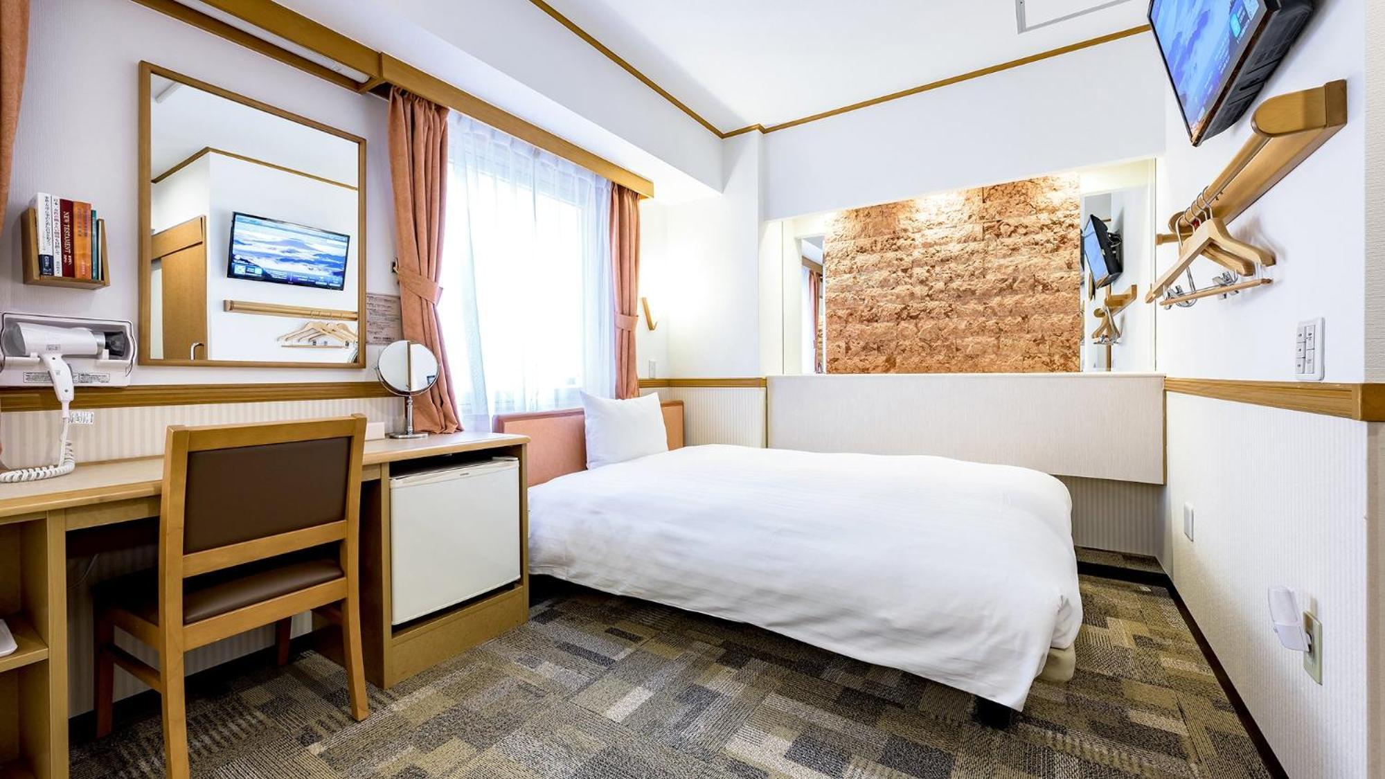 Toyoko Inn Takasaki Eki Nishi Guchi No 2 Szoba fotó